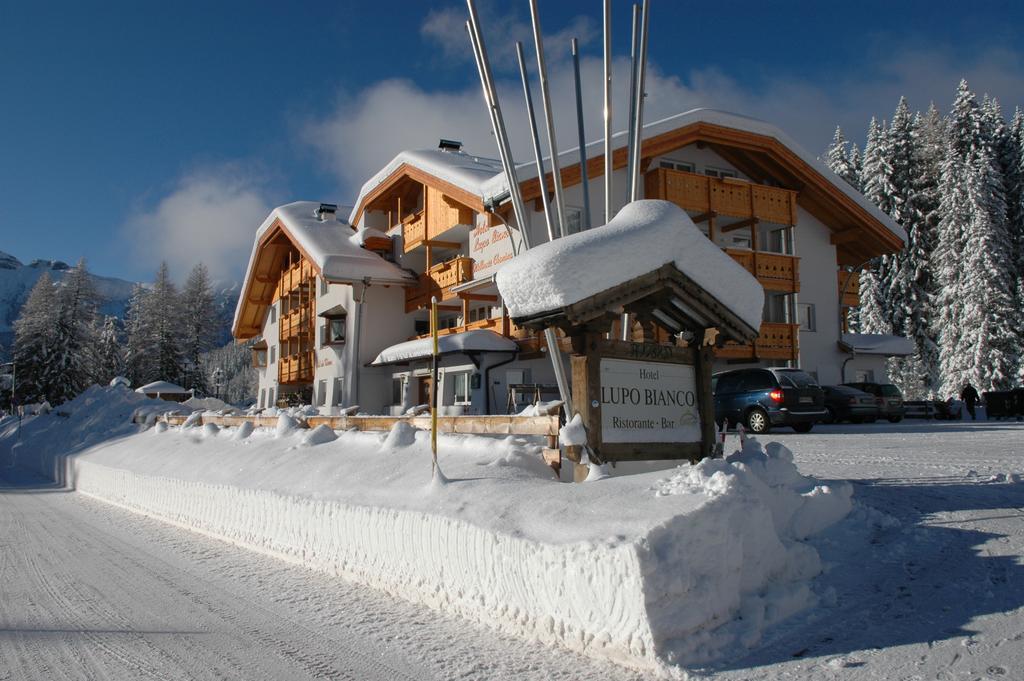 Wellness Hotel Lupo Bianco Канацеї Екстер'єр фото