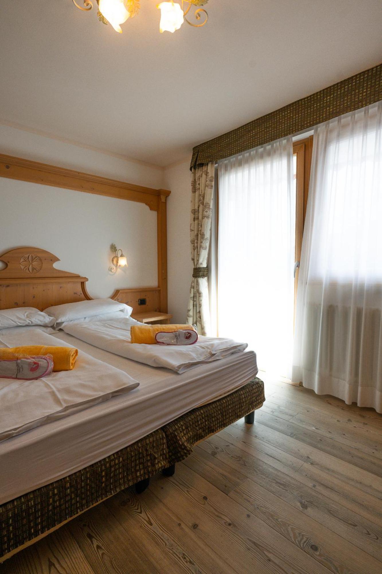 Wellness Hotel Lupo Bianco Канацеї Екстер'єр фото