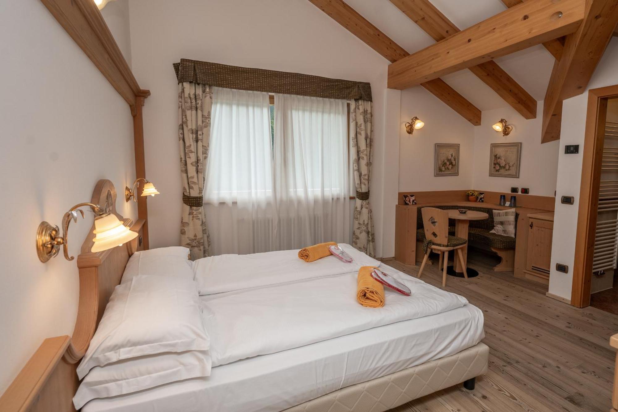 Wellness Hotel Lupo Bianco Канацеї Екстер'єр фото