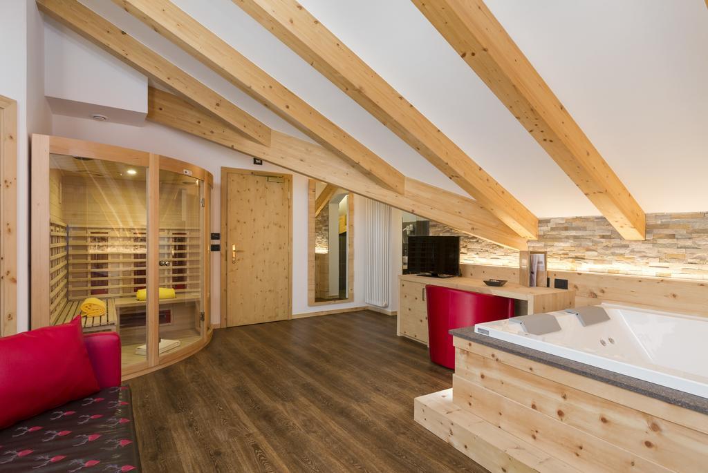 Wellness Hotel Lupo Bianco Канацеї Екстер'єр фото